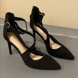 Nine West Black Suede Pointed Heels